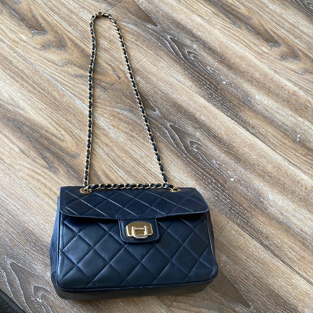 Charles Jourdan Paris Vintage Quilted Leather Flap Bag - Picture 2 of 16